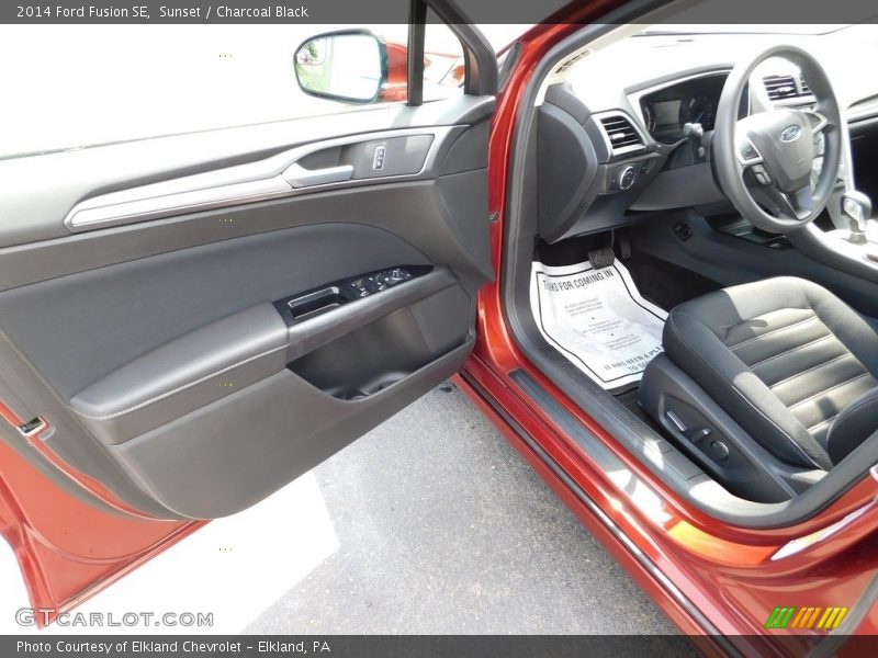 Sunset / Charcoal Black 2014 Ford Fusion SE
