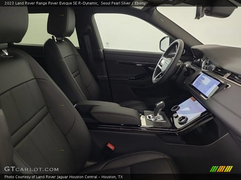 Seoul Pearl Silver / Ebony 2023 Land Rover Range Rover Evoque SE R-Dynamic