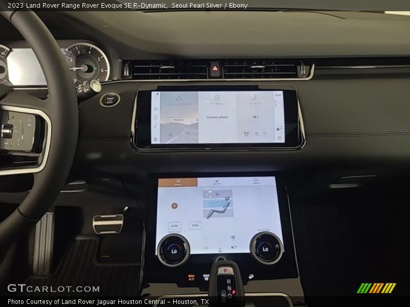 Controls of 2023 Range Rover Evoque SE R-Dynamic