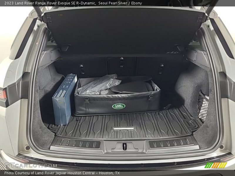  2023 Range Rover Evoque SE R-Dynamic Trunk