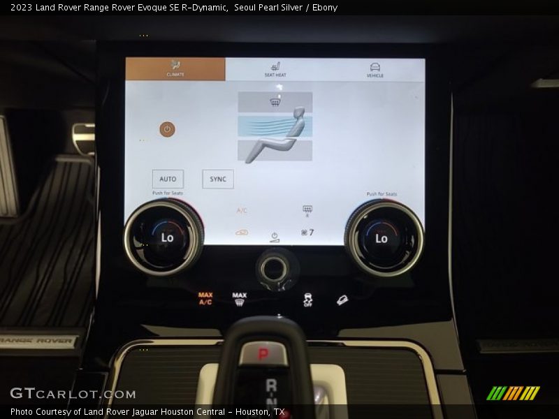Controls of 2023 Range Rover Evoque SE R-Dynamic