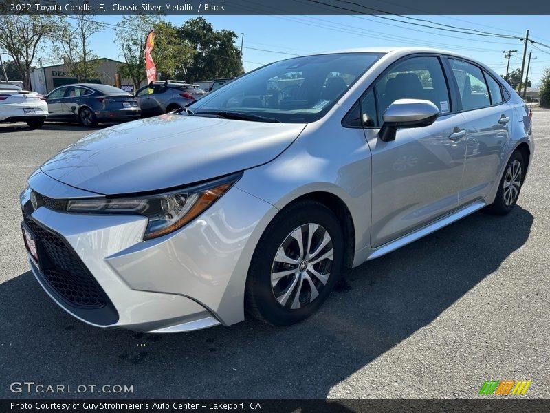 Front 3/4 View of 2022 Corolla LE