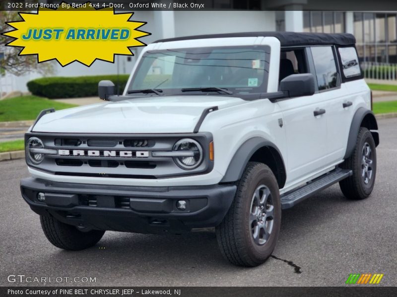 Oxford White / Black Onyx 2022 Ford Bronco Big Bend 4x4 4-Door
