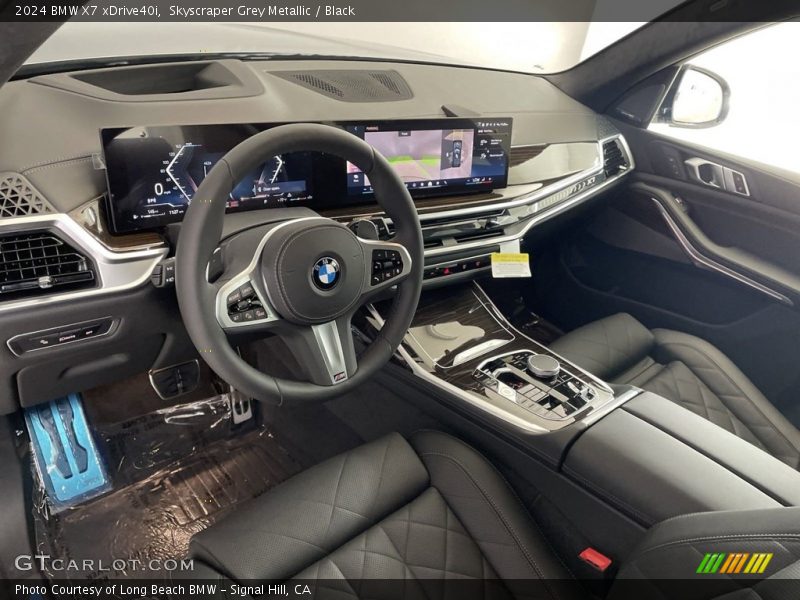  2024 X7 xDrive40i Black Interior