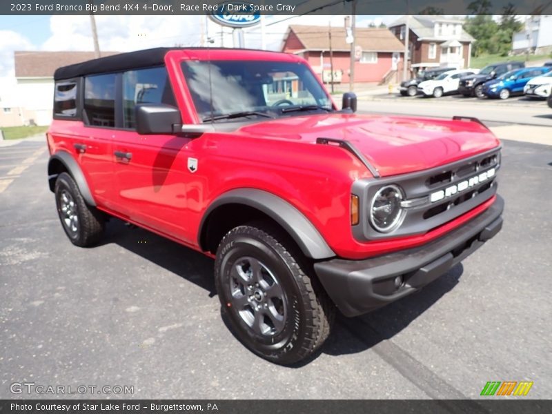 Front 3/4 View of 2023 Bronco Big Bend 4X4 4-Door