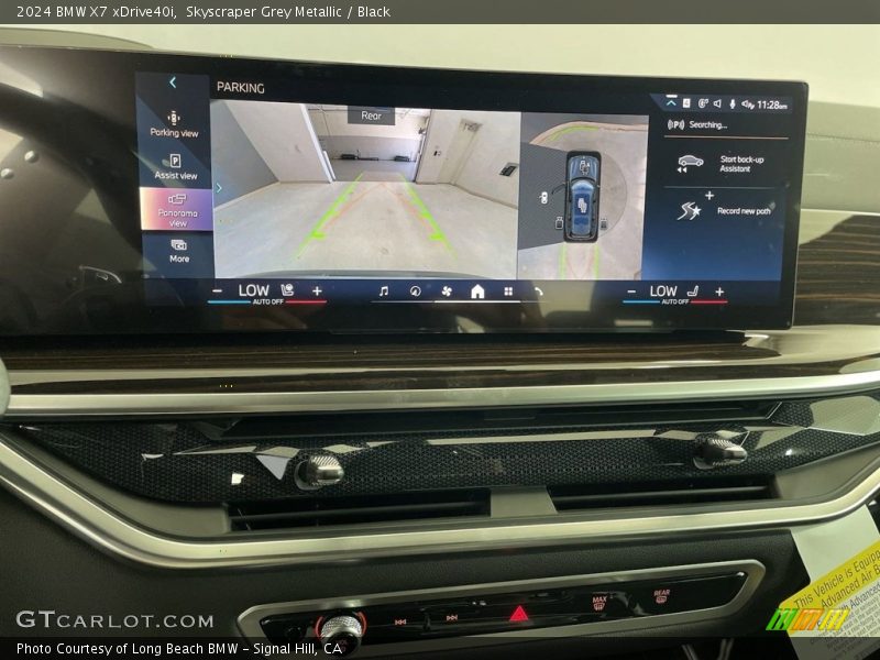 Controls of 2024 X7 xDrive40i