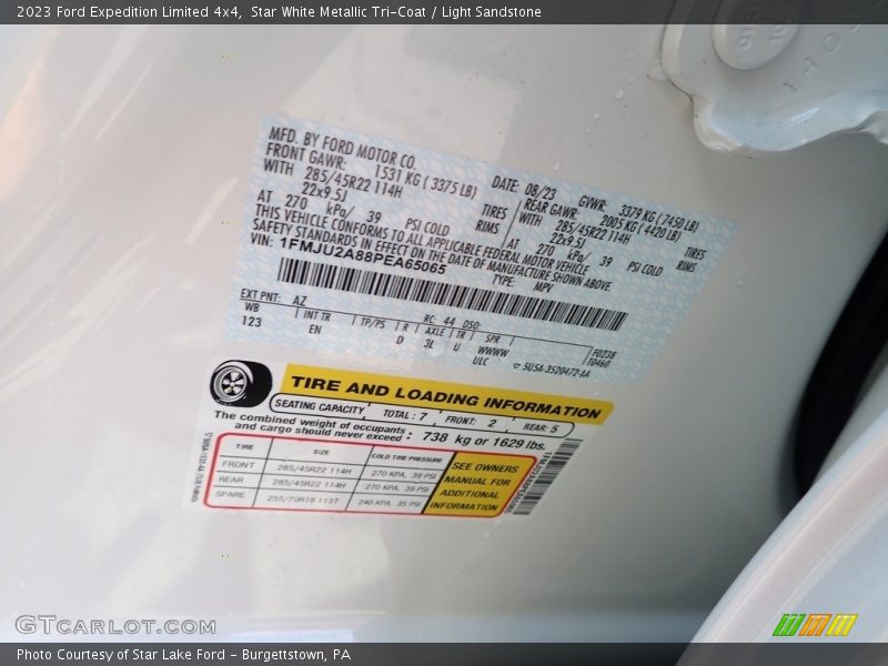 Star White Metallic Tri-Coat / Light Sandstone 2023 Ford Expedition Limited 4x4