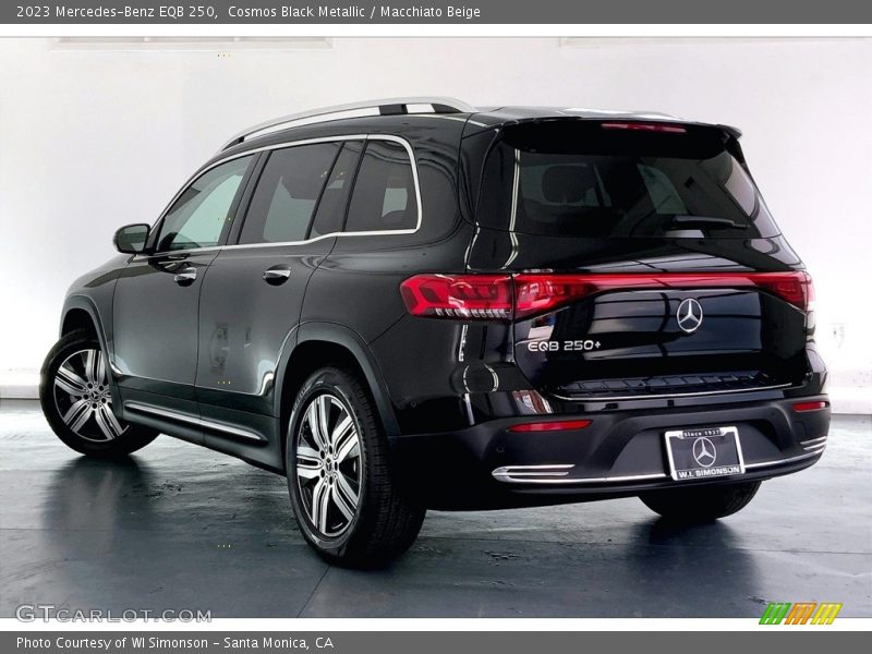 Cosmos Black Metallic / Macchiato Beige 2023 Mercedes-Benz EQB 250