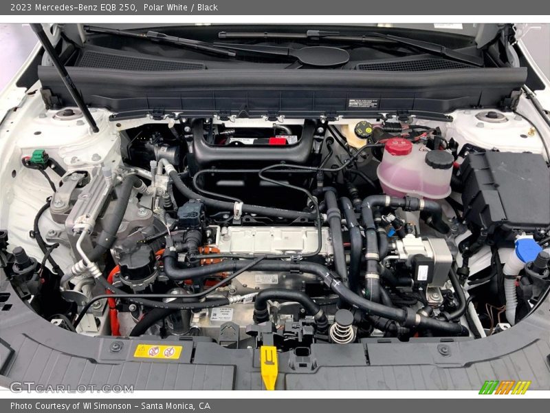 Polar White / Black 2023 Mercedes-Benz EQB 250