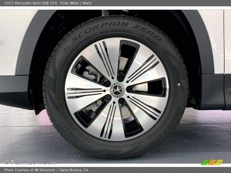Polar White / Black 2023 Mercedes-Benz EQB 250