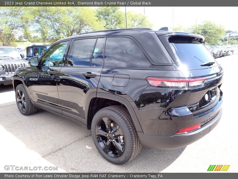 Diamond Black Crystal Pearl / Global Black 2023 Jeep Grand Cherokee Limited 4x4