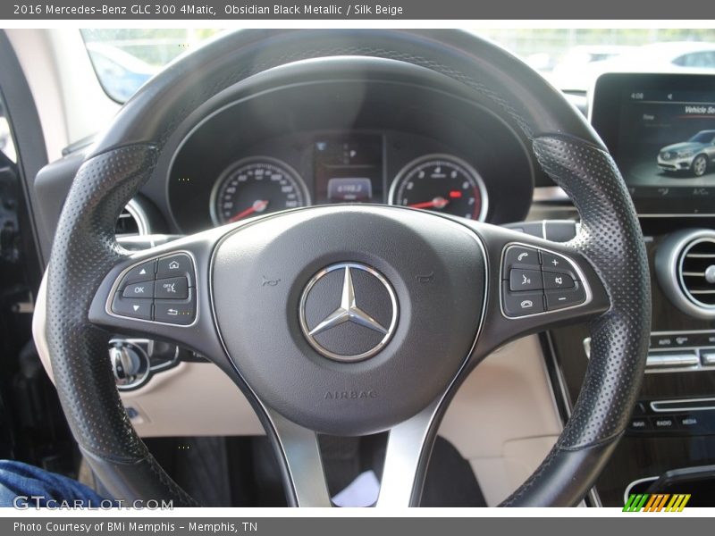 Obsidian Black Metallic / Silk Beige 2016 Mercedes-Benz GLC 300 4Matic