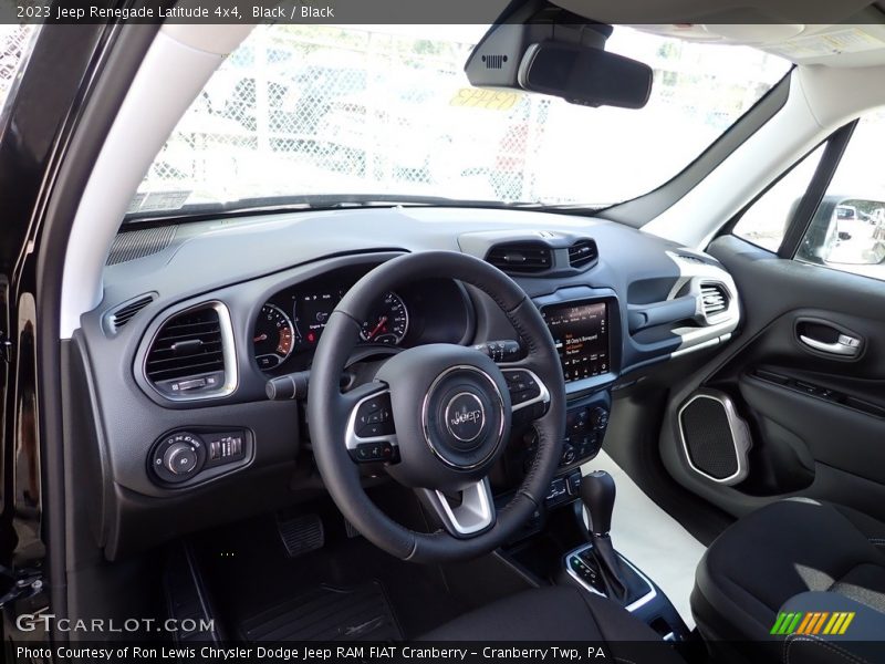 Black / Black 2023 Jeep Renegade Latitude 4x4