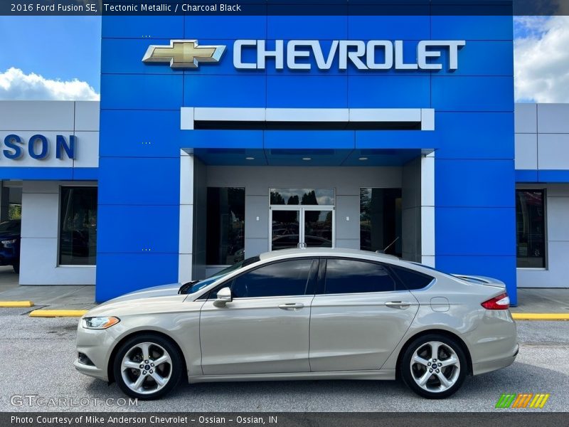  2016 Fusion SE Tectonic Metallic