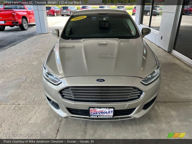 Tectonic Metallic / Charcoal Black 2016 Ford Fusion SE
