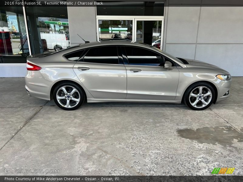  2016 Fusion SE Tectonic Metallic