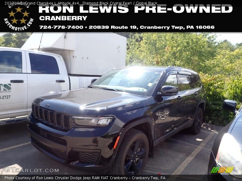Diamond Black Crystal Pearl / Global Black 2023 Jeep Grand Cherokee L Altitude 4x4