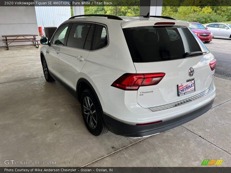 Pure White / Titan Black 2020 Volkswagen Tiguan SE 4MOTION
