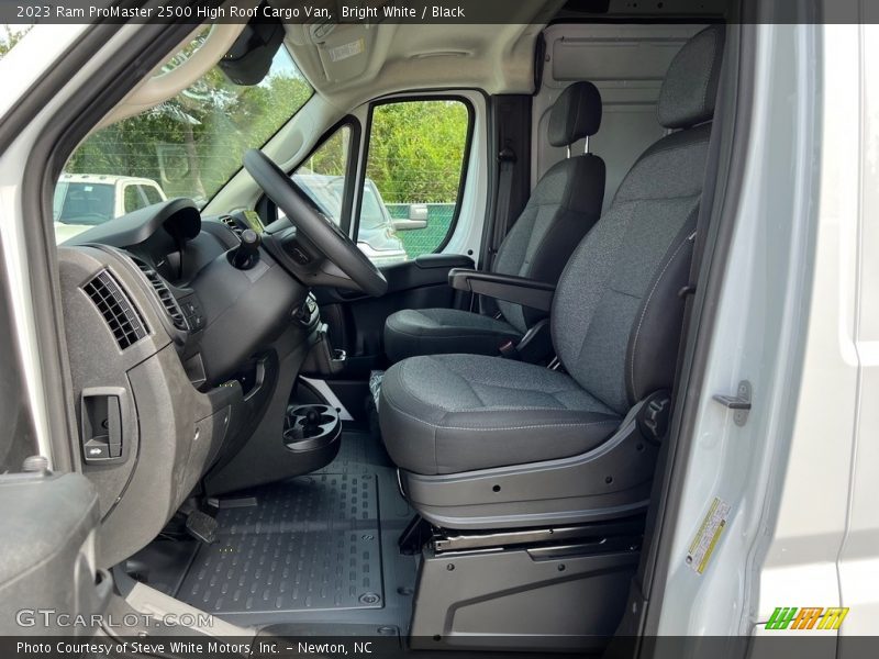 Bright White / Black 2023 Ram ProMaster 2500 High Roof Cargo Van