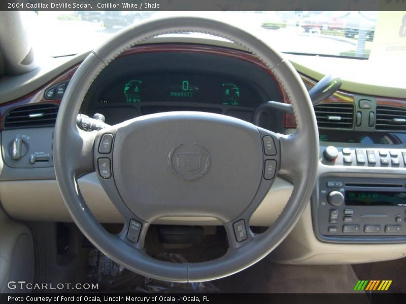 Cotillion White / Shale 2004 Cadillac DeVille Sedan
