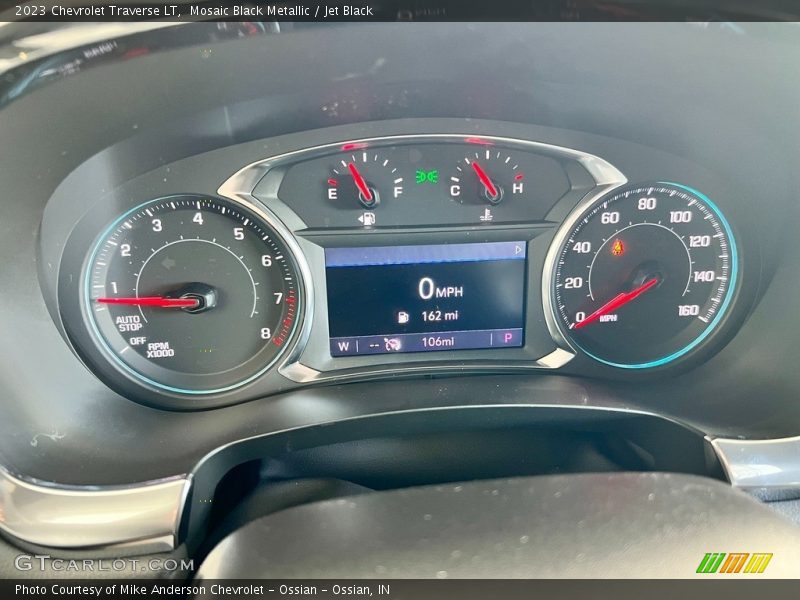 Mosaic Black Metallic / Jet Black 2023 Chevrolet Traverse LT