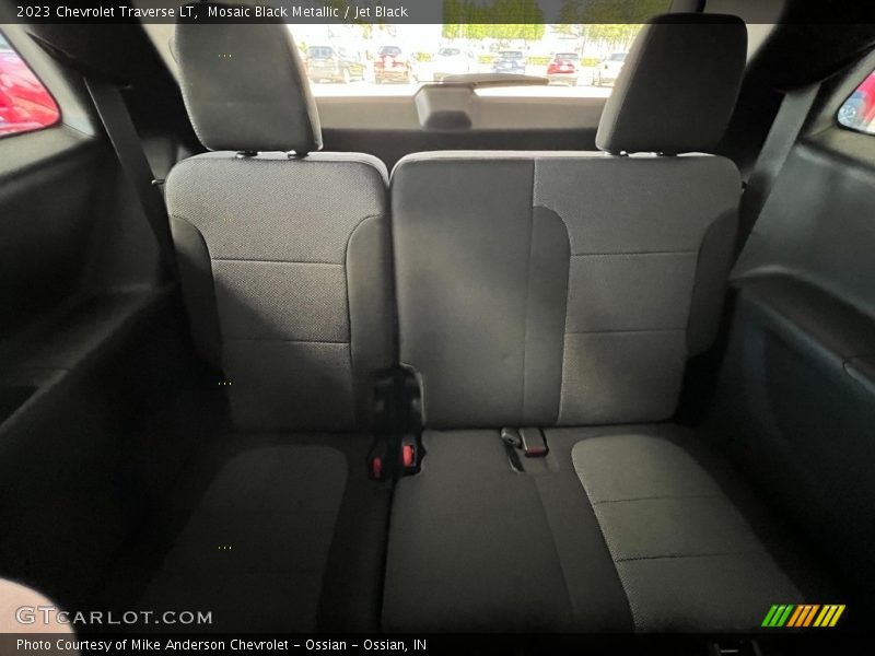 Mosaic Black Metallic / Jet Black 2023 Chevrolet Traverse LT