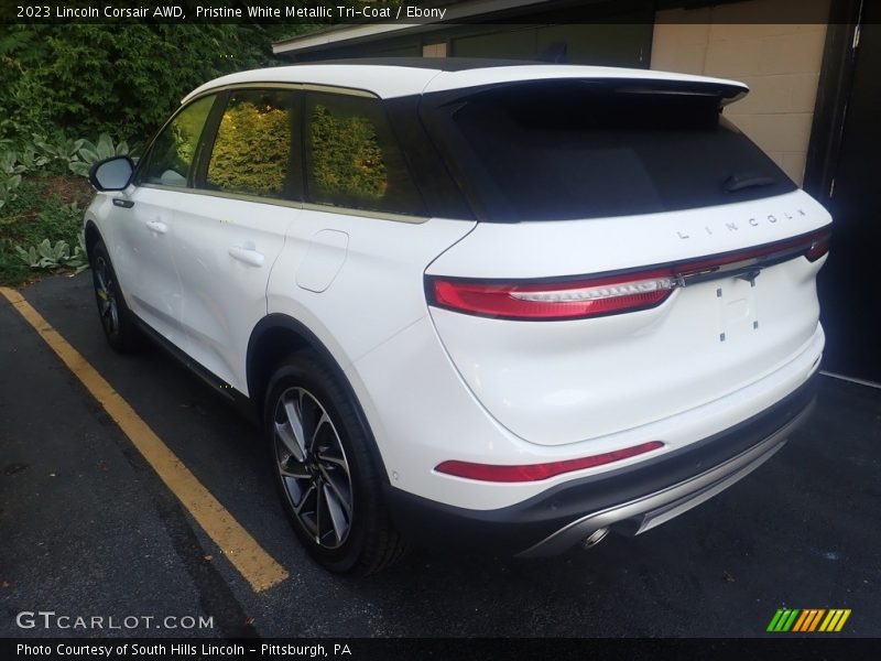 Pristine White Metallic Tri-Coat / Ebony 2023 Lincoln Corsair AWD