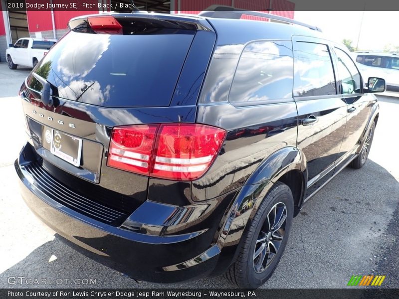 Pitch Black / Black 2018 Dodge Journey SE