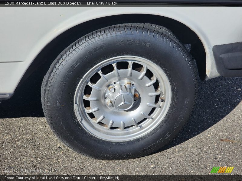  1980 E Class 300 D Sedan Wheel