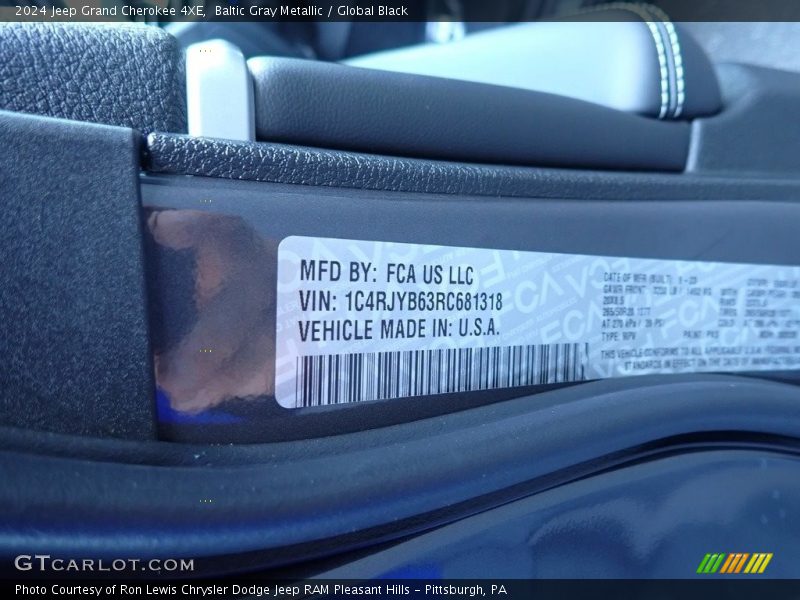 Baltic Gray Metallic / Global Black 2024 Jeep Grand Cherokee 4XE