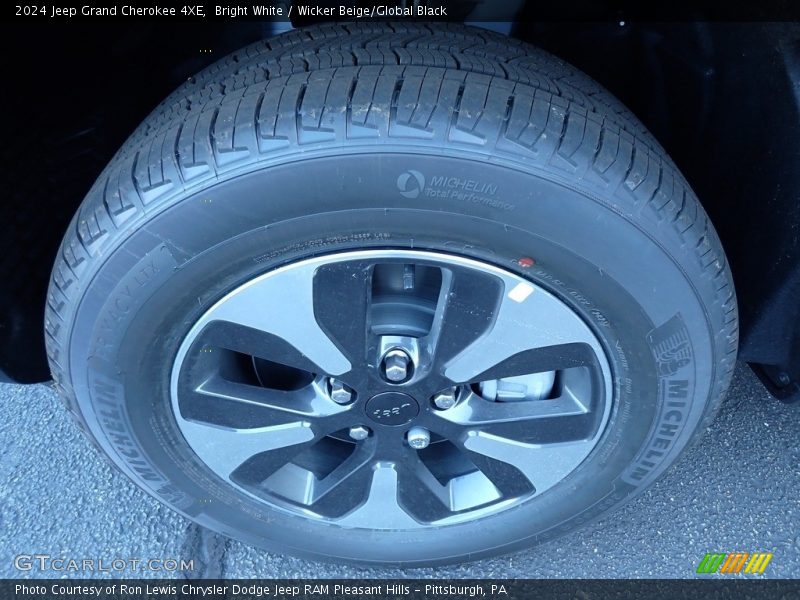  2024 Grand Cherokee 4XE Wheel