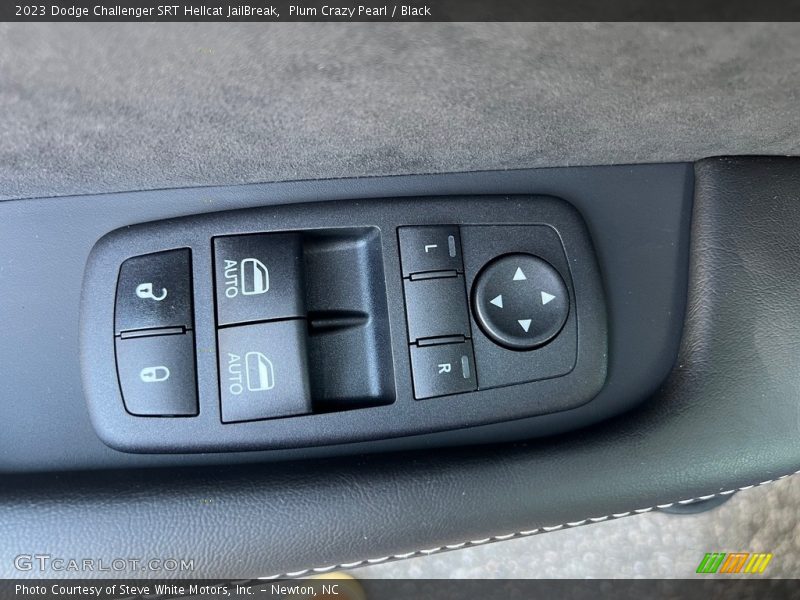 Plum Crazy Pearl / Black 2023 Dodge Challenger SRT Hellcat JailBreak