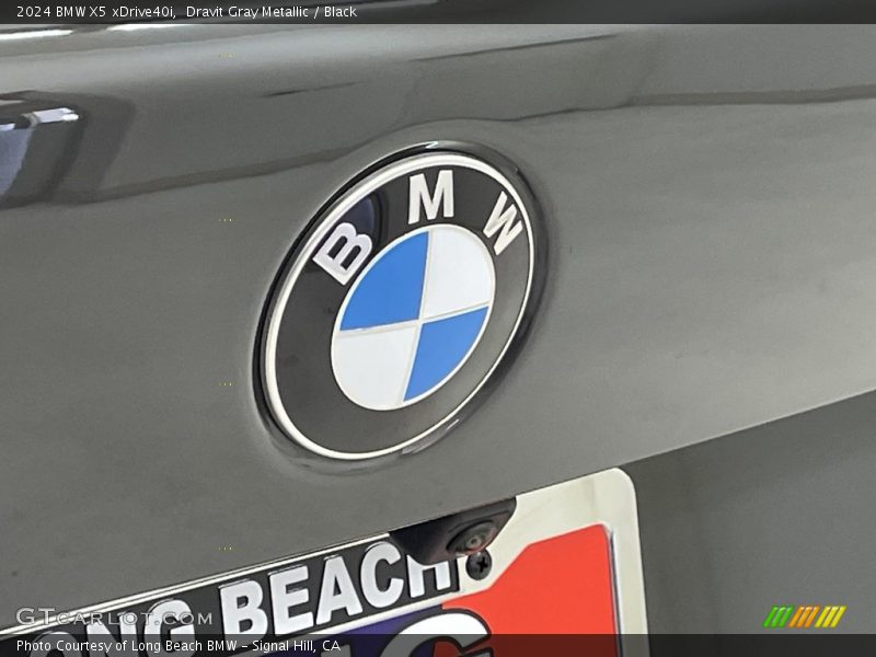 Dravit Gray Metallic / Black 2024 BMW X5 xDrive40i