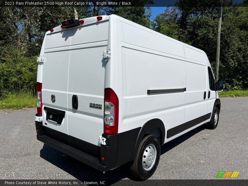 Bright White / Black 2023 Ram ProMaster 2500 High Roof Cargo Van