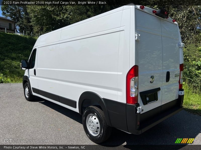 Bright White / Black 2023 Ram ProMaster 2500 High Roof Cargo Van
