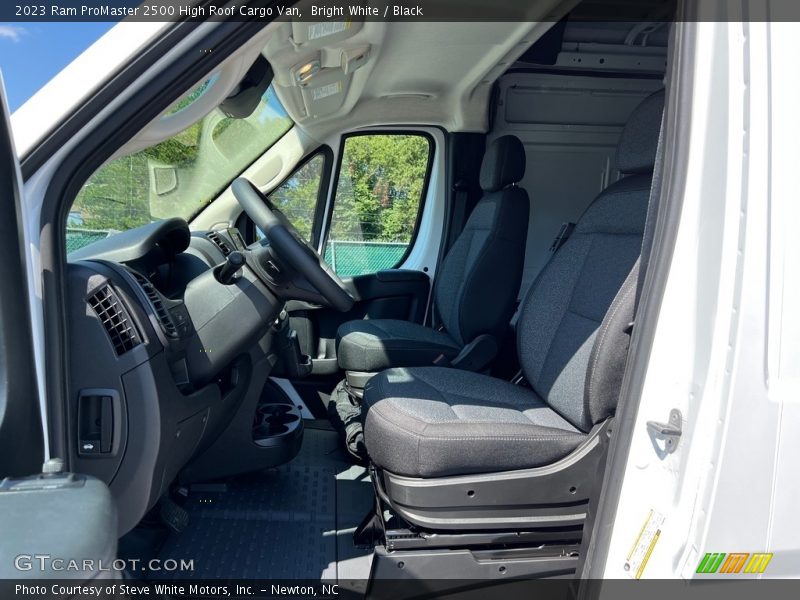 Bright White / Black 2023 Ram ProMaster 2500 High Roof Cargo Van