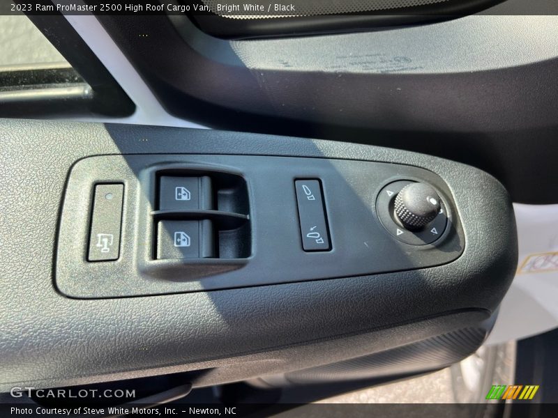 Bright White / Black 2023 Ram ProMaster 2500 High Roof Cargo Van