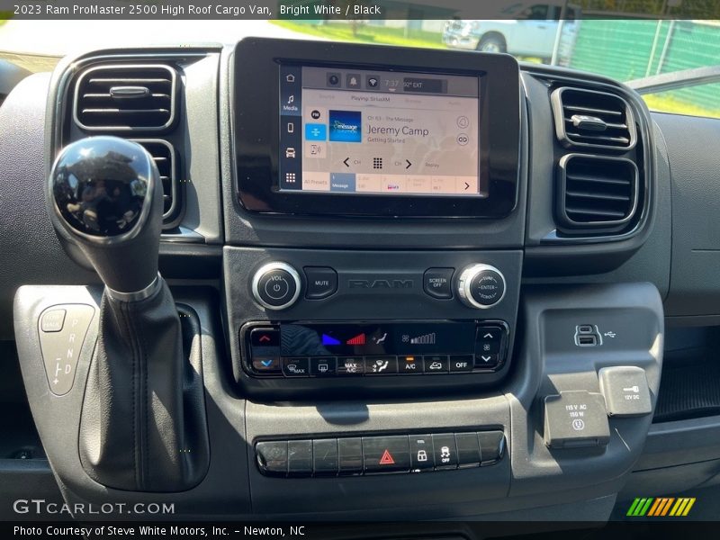 Bright White / Black 2023 Ram ProMaster 2500 High Roof Cargo Van