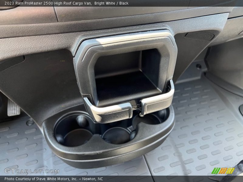 Bright White / Black 2023 Ram ProMaster 2500 High Roof Cargo Van