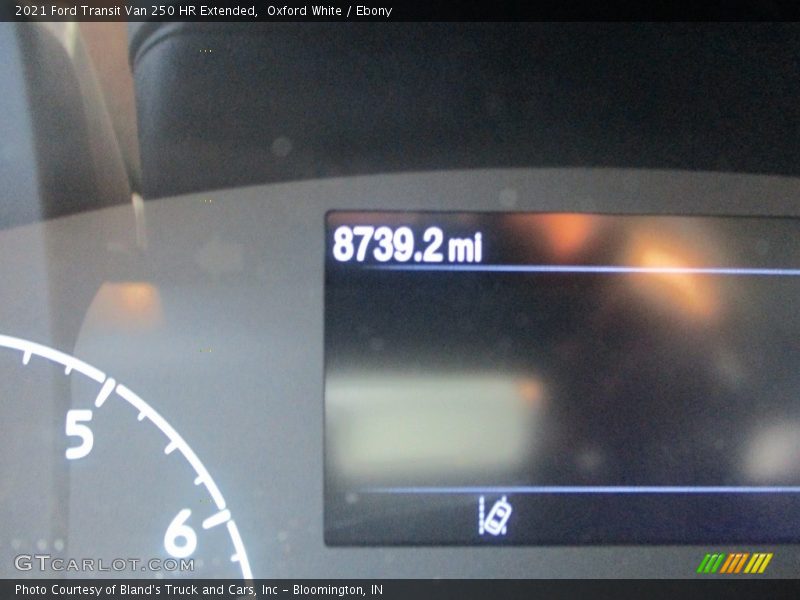 Oxford White / Ebony 2021 Ford Transit Van 250 HR Extended