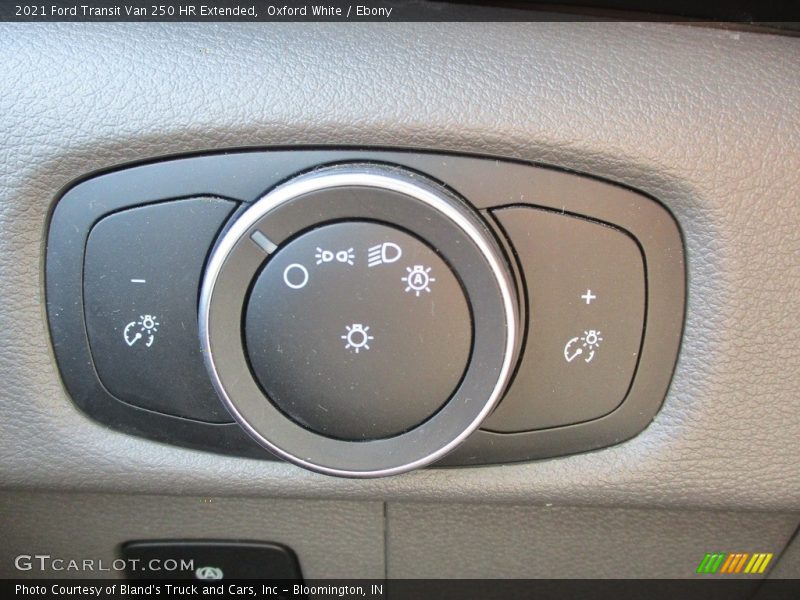 Oxford White / Ebony 2021 Ford Transit Van 250 HR Extended