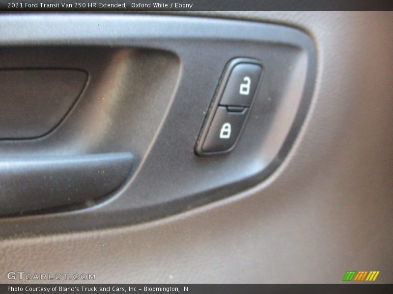 Oxford White / Ebony 2021 Ford Transit Van 250 HR Extended