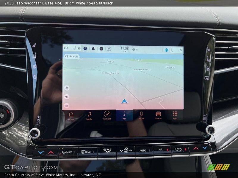 Navigation of 2023 Wagoneer L Base 4x4