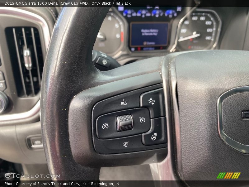  2019 Sierra 1500 Denali Crew Cab 4WD Steering Wheel