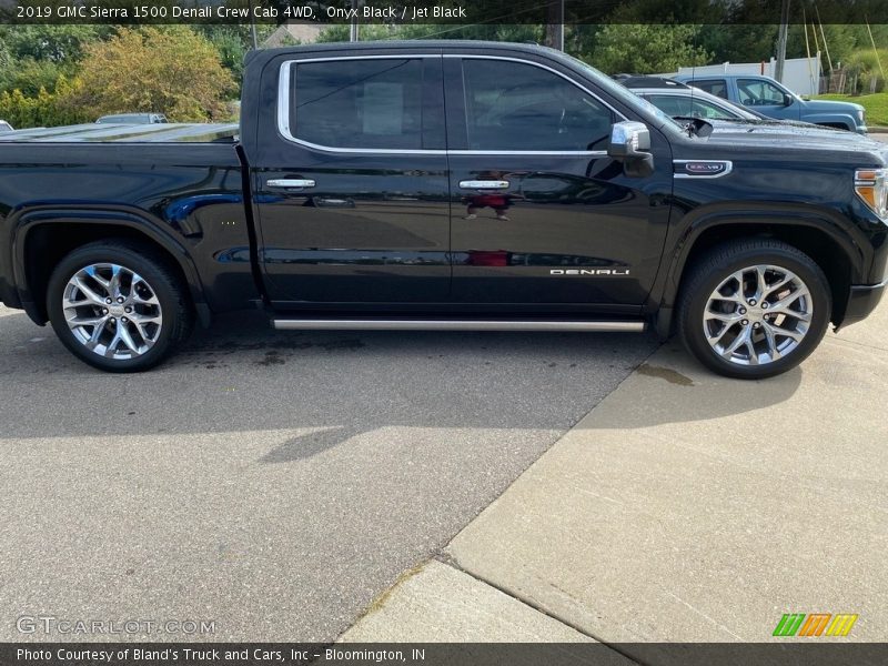 Onyx Black / Jet Black 2019 GMC Sierra 1500 Denali Crew Cab 4WD