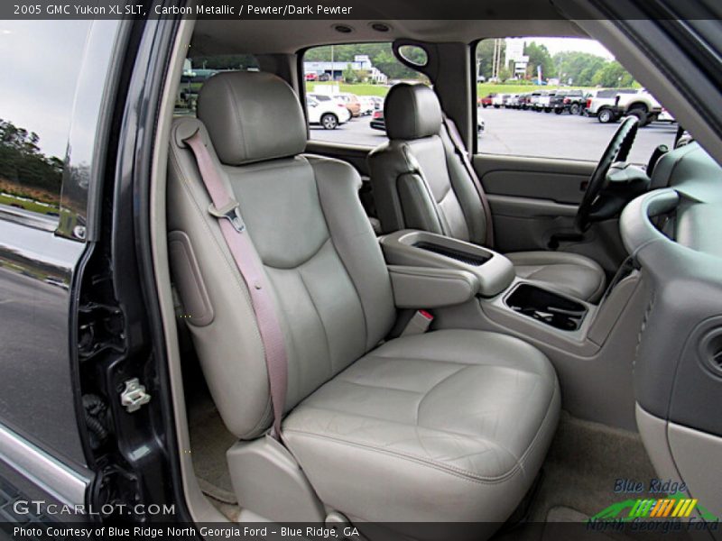 Front Seat of 2005 Yukon XL SLT