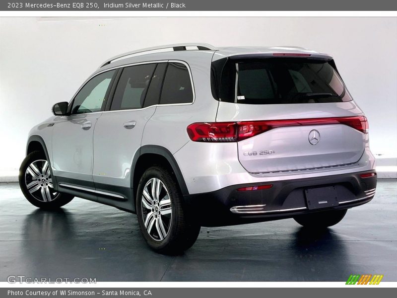 Iridium Silver Metallic / Black 2023 Mercedes-Benz EQB 250