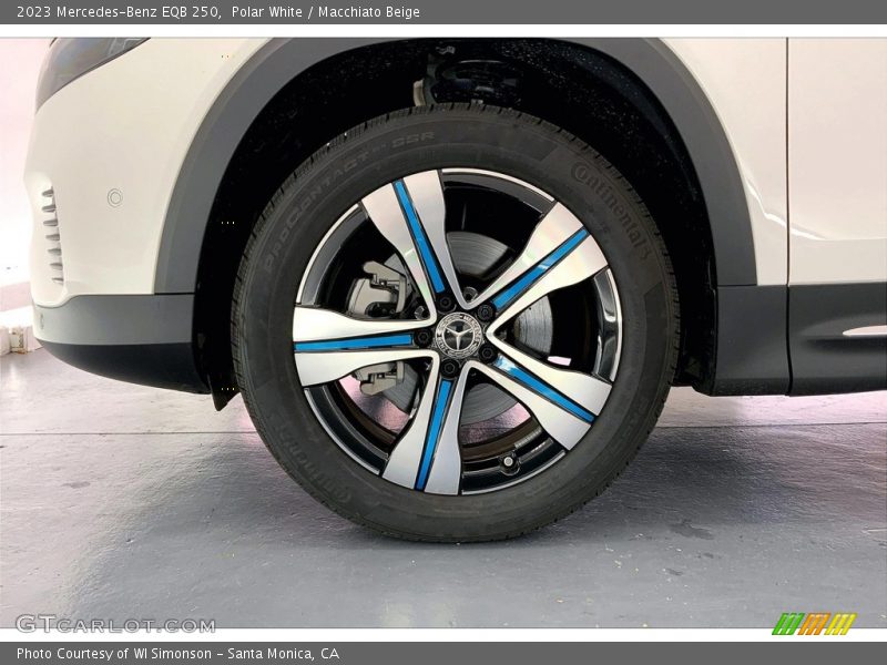 Polar White / Macchiato Beige 2023 Mercedes-Benz EQB 250