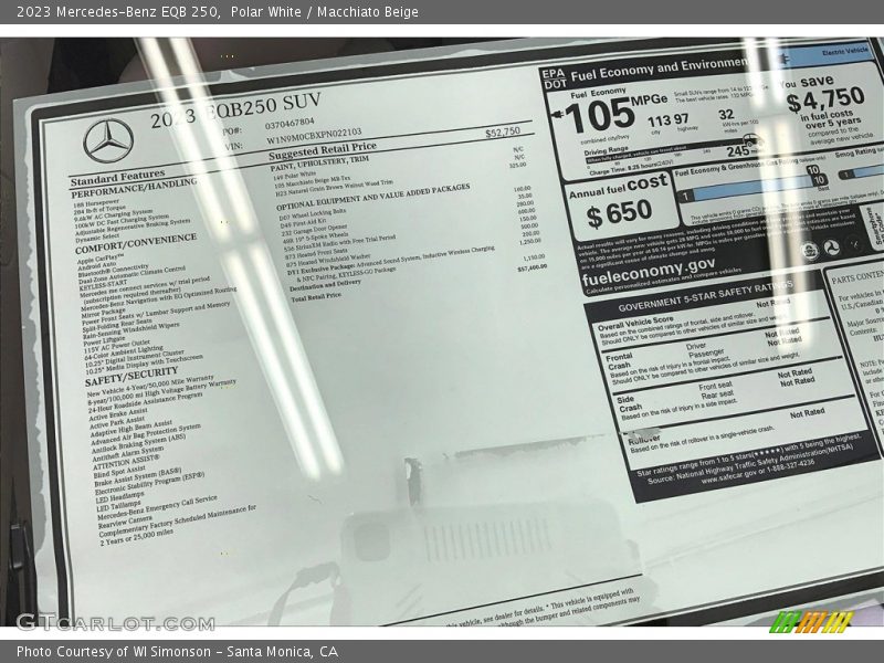 Polar White / Macchiato Beige 2023 Mercedes-Benz EQB 250