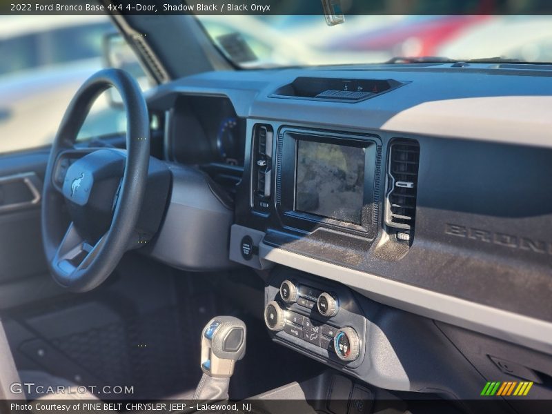 Shadow Black / Black Onyx 2022 Ford Bronco Base 4x4 4-Door